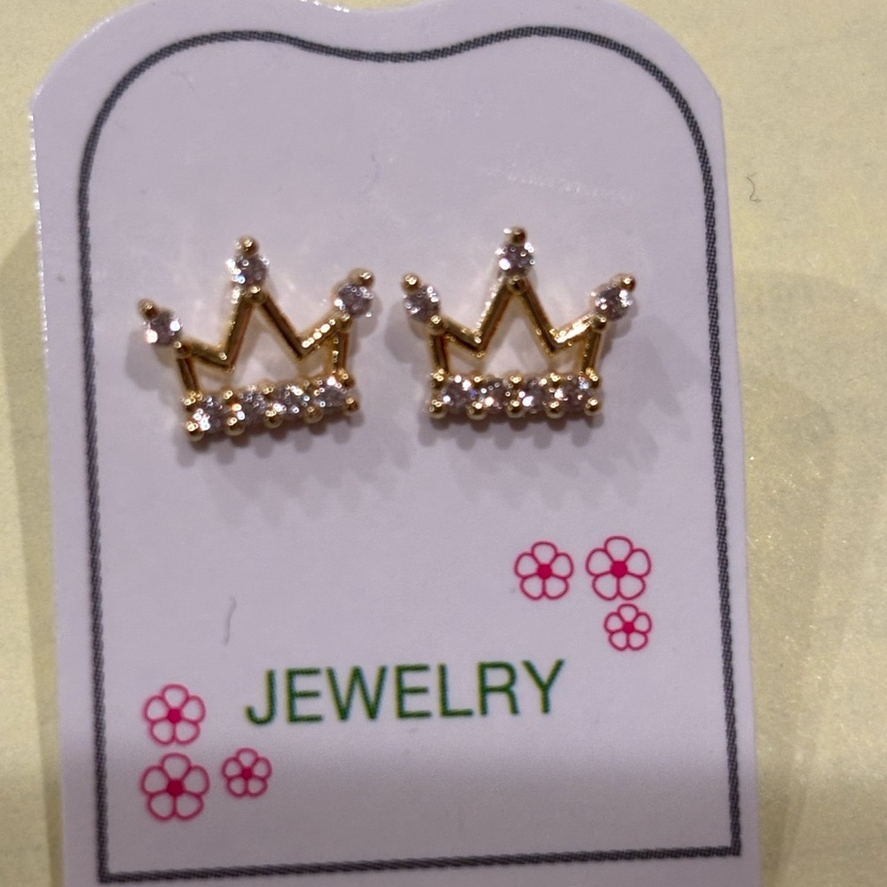 Crown earring
Sterling silver